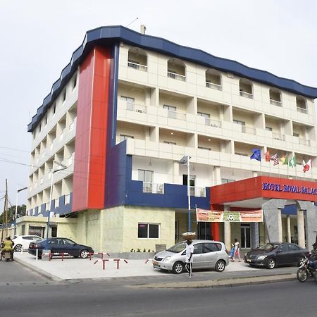 Hotel Royal Palace Дуала Экстерьер фото